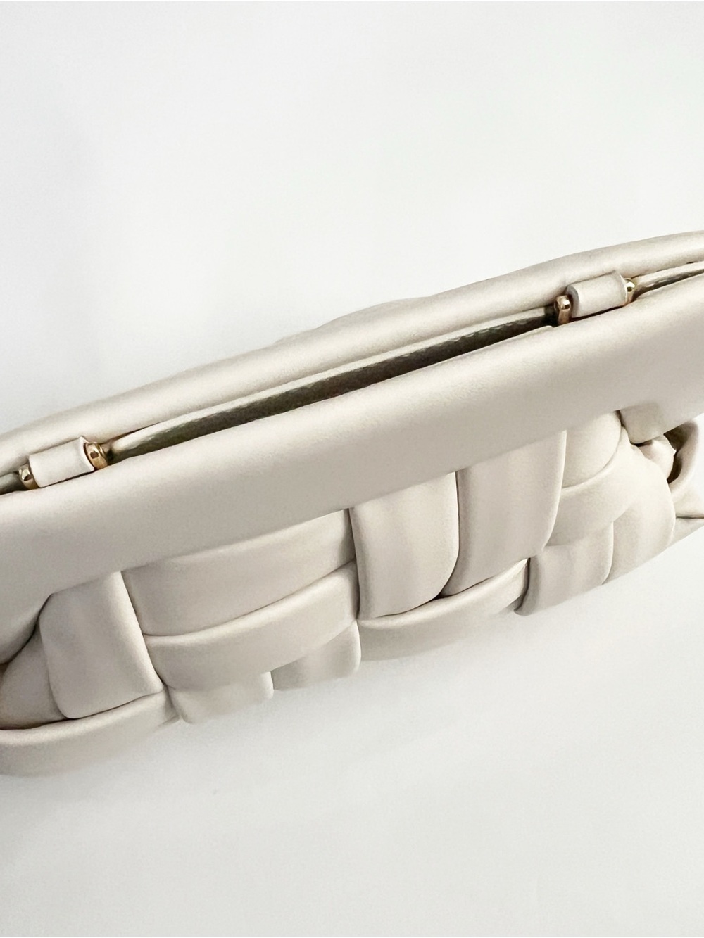 Themoire Tia Woven Clutch/Shoulder Bag in Shell - Picture 13 of 14